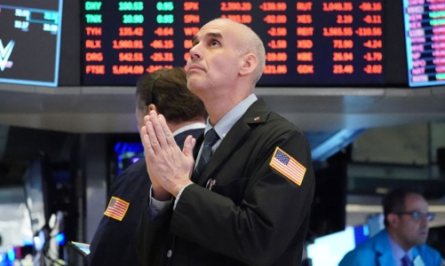 Lợi suất trái phiếu Mỹ tăng nhanh ép S&P 500 và Nasdaq tụt điểm