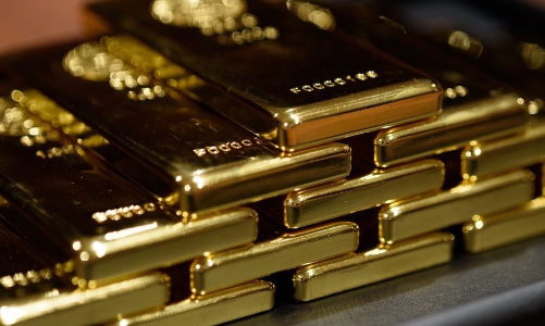 Giá vàng thế giới lao dốc xuống đáy 8 tháng