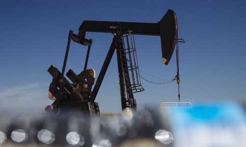 Dầu thô sụt giảm trước cuộc họp quan trọng của OPEC+