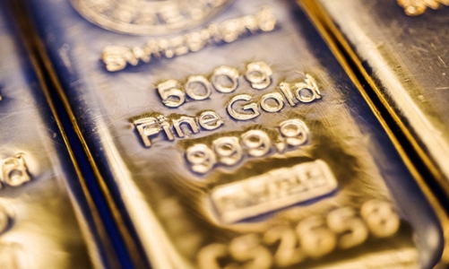 Giá vàng thế giới giảm liên tục, USD tự do vượt 24.000 đồng