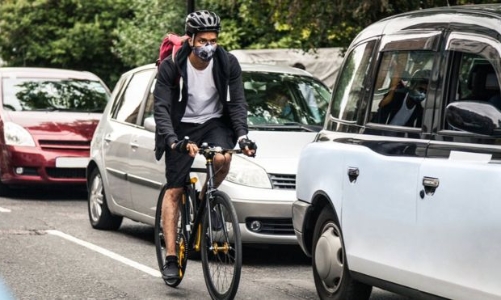 Xe chạy xăng, dầu sẽ được cấm tại Anh từ năm 2040