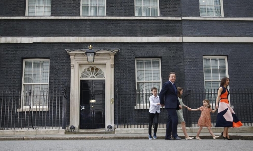 David Cameron đi, Theresa May đến với chức Thủ tướng Anh