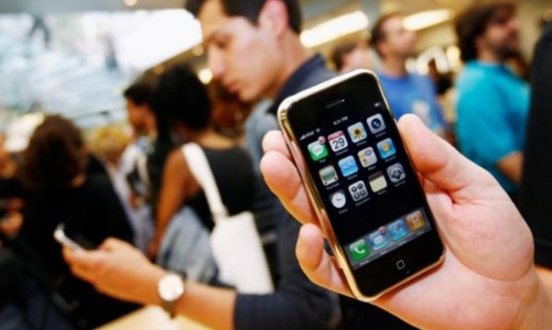 Điện thoại iPhone tròn 10 tuổi