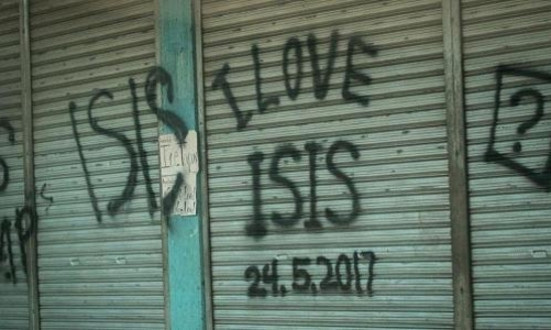 Phiến quân thân IS tấn công trường học, bắt cóc con tin ở Philippines