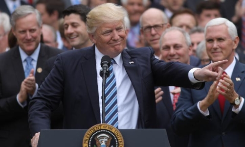 Hạ viện Mỹ phê chuẩn dự luật xóa bỏ Obamacare