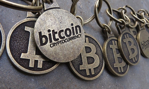 Tiền ảo Bitcoin tăng giá chưa từng thấy