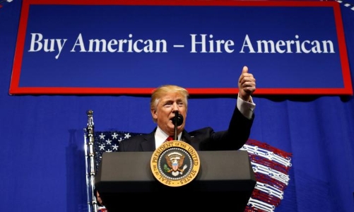 Trump ký sắc lệnh rà soát visa lao động trình độ cao