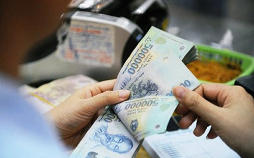 Sau thời gian khá dài bàn tính, lần đầu tiên mô hình xử lý nợ VAMC ra 
đời, bắt đầu mua lại nợ xấu của các tổ chức tín dụng từ tháng 10/2013. 