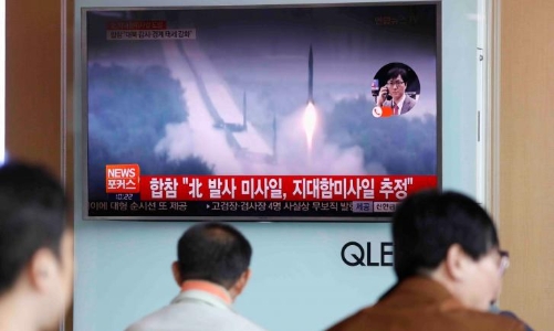 Mới bị siết trừng phạt, Triều Tiên lại phóng tên lửa