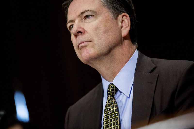 Giám đốc FBI vừa bị sa thải James Comey - Ảnh: Bloomberg.<br>