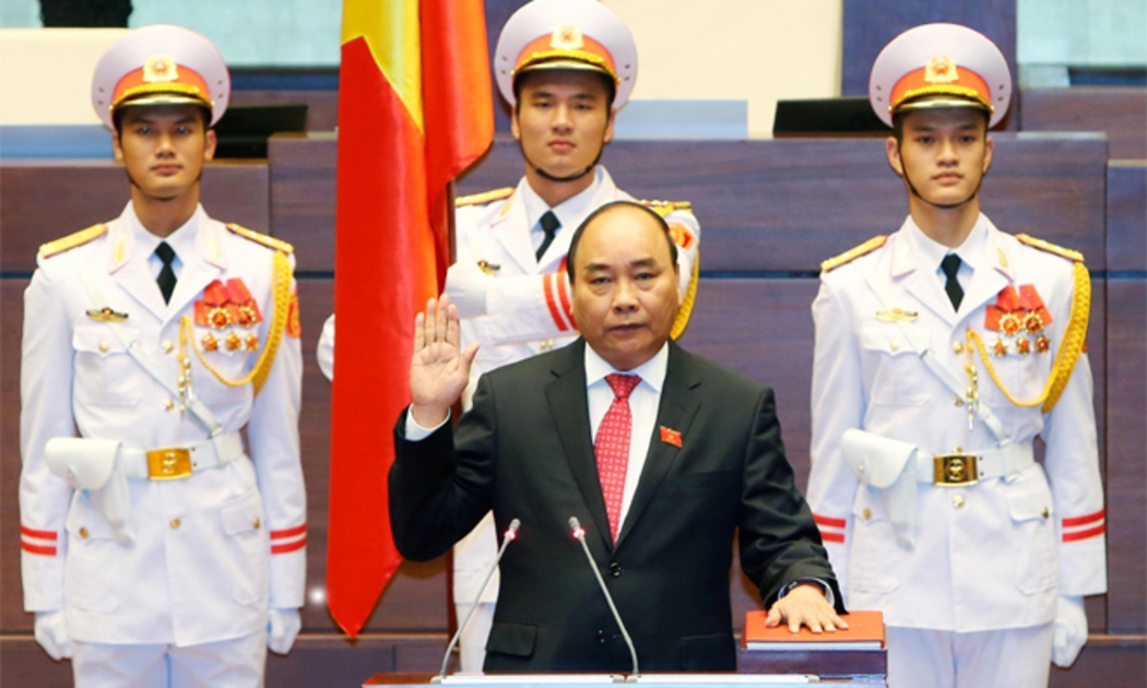 Thủ tướng Nguyễn Xuân Phúc nêu nhiều thông điệp sau khi tuyên thệ nhậm chức chiều 26/7.