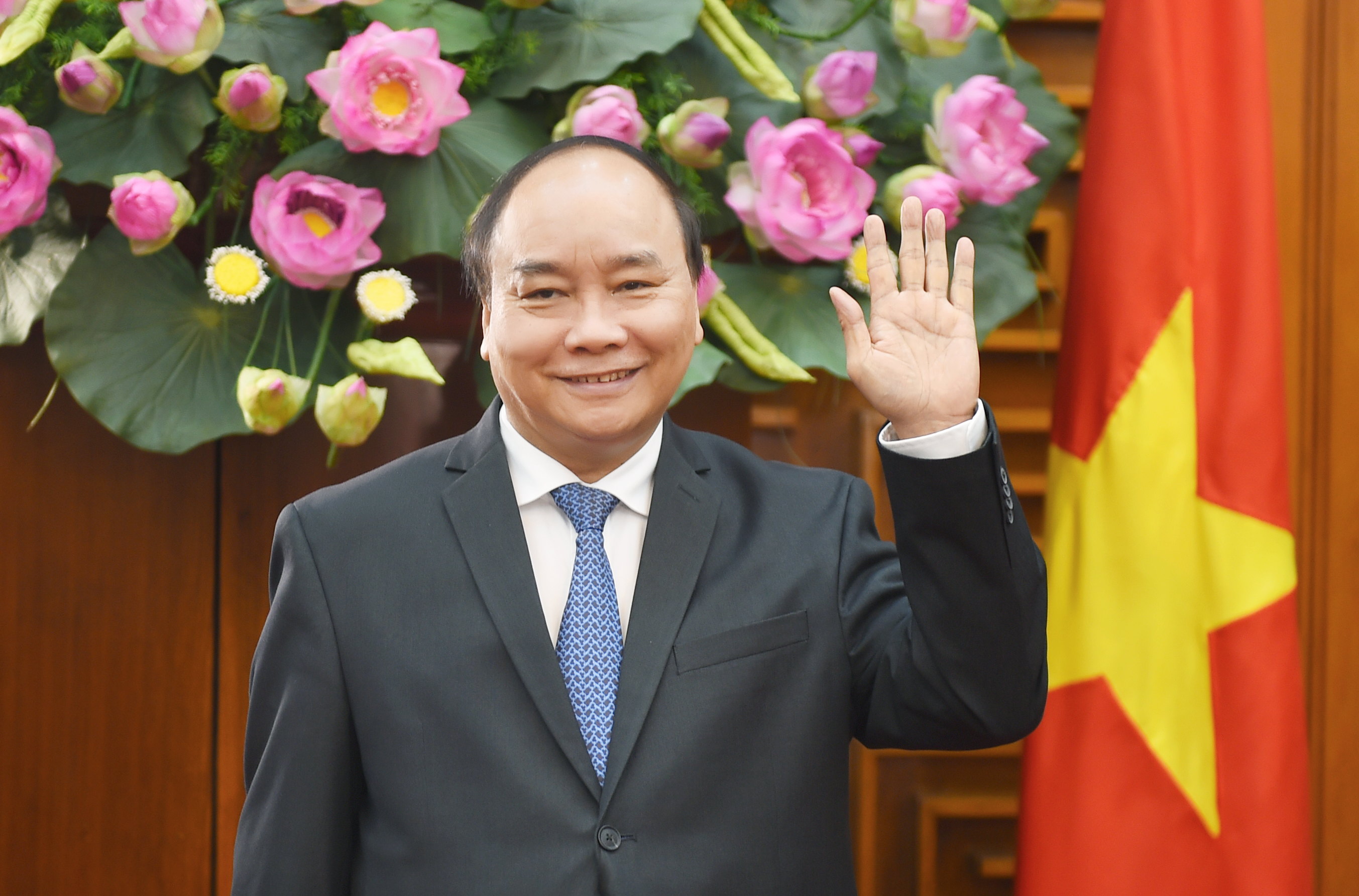Cổng thông tin điện tử Chính phủ cho biết, chuyến thăm chính thức của Thủ tướng Nguyễn Xuân Phúc tới Mỹ lần này nhằm tiếp tục triển khai đường lối đối ngoại của Việt Nam - đường lối đối ngoại độc lập, tự chủ, đa phương hóa, đa dạng hóa, chủ động và tích cực hội nhập quốc tế và thúc đẩy hơn nữa quan hệ hợp tác hai nước - Ảnh: VGP.<br>