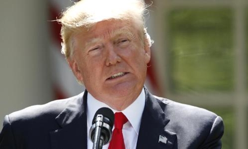 Tỷ lệ ủng hộ Tổng thống Trump tiếp tục lập đáy mới