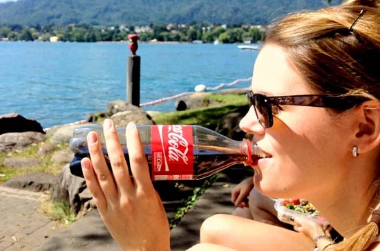 Dẫn đầu bảng xếp hạng là thương hiệu đồ uống Coca-Cola với giá trị đạt tới 77,8 tỷ USD - Ảnh: BusinessInsider/ Interbrand.