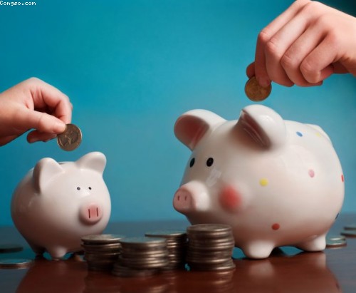 Cứ 10 người thì có khoảng 8 người Việt dùng tiền nhàn rỗi gửi tiết kiệm.<br>