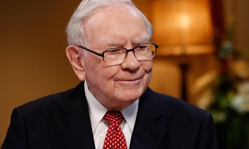 Tỷ phú Warren Buffett nhận lương thấp khó tin trong nhiều thập kỷ