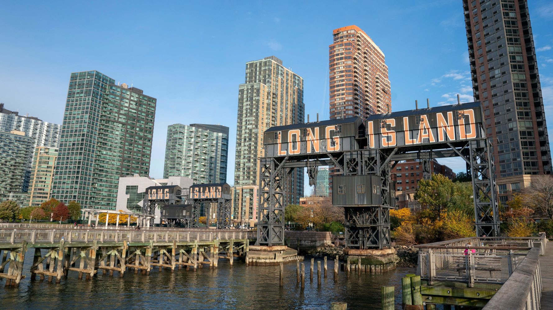 Long Island và Arlington sẽ nhận được khoản đầu tư 2,5 tỷ USD từ Amazon.