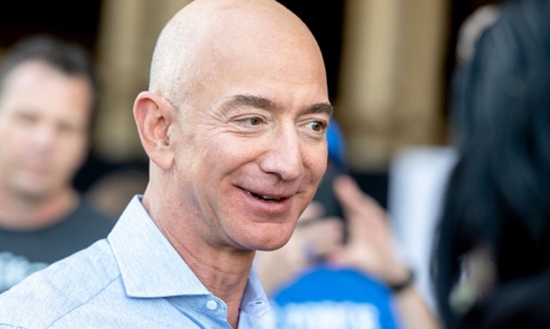 Jeff Bezos từ thiện nhiều hơn Bill Gates và Mark Zuckerberg cộng lại năm 2018