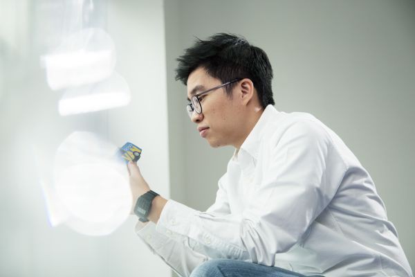 Chủ startup tỷ USD: “Đừng chờ ai đó đến giải quyết vấn đề, hãy tự mình làm” - Ảnh 2.