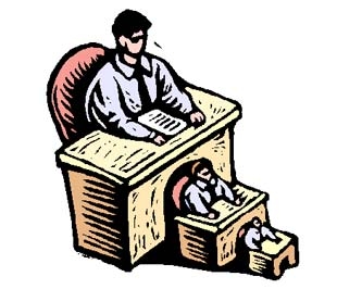 Nhiều giám đốc doanh nghiệp nhà nước và công ty cổ phần được hỏi đã tỏ ra rất bức xúc với cách mà các cơ quan quản lý nhà nước can thiệp vào công việc kinh doanh của họ.