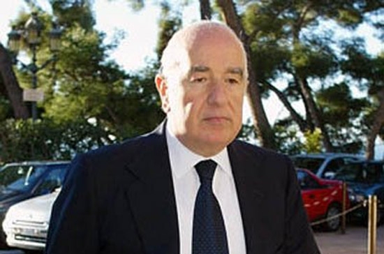 Ông Safra là sếp nhà băng giàu nhất Brazil - Ảnh: SAI.