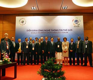 Tại WITFOR 2009 sẽ có hơn 100 diễn giả quốc tế trình bày tham luận trao đổi tại 7 phiên họp toàn thể và 32 phiên họp song song của 8 ủy ban chuyên môn.