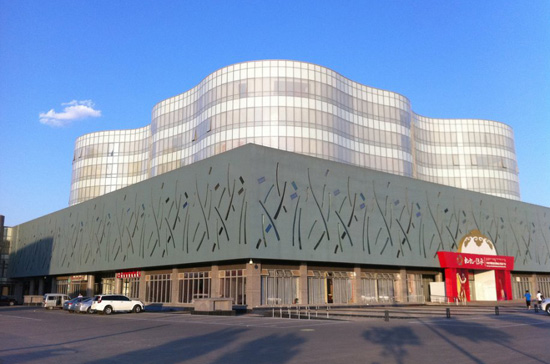 Kangbashi hiện đã có đủ cơ sở hạ tầng giải trí, an sinh xã hội và được thiết kế cho 1 triệu người sinh sống - Ảnh: SAI.