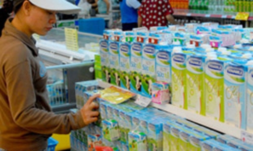 Doanh nghiệp sữa chống chọi “cơn lốc” melamine