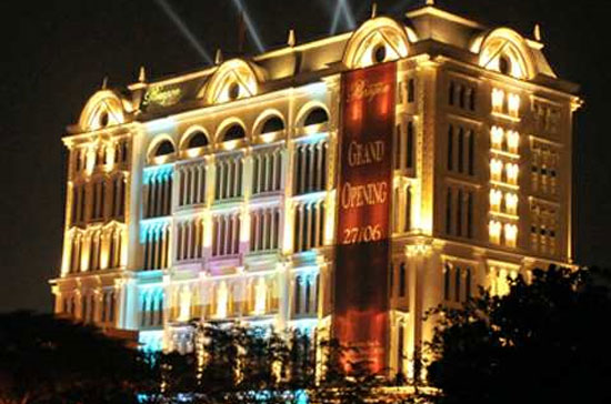 Trung tâm Thương mại Saigon Paragon, nơi MegaStar Saigon Paragon tọa lạc.