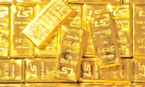 Giao dịch vàng hạ nhiệt, giá USD trong nước giảm mạnh