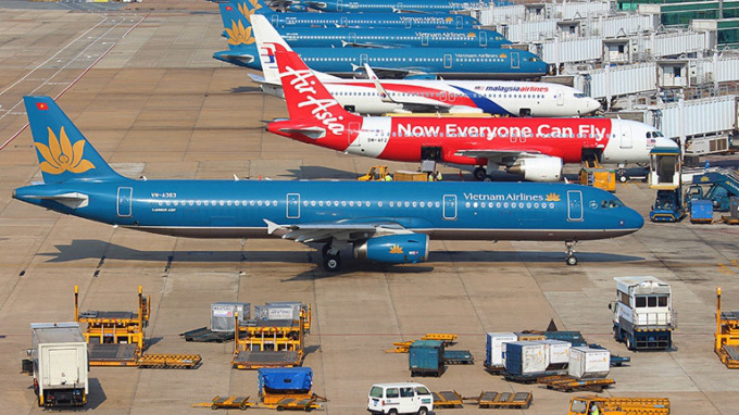 Tiếp tục giảm thuế bảo vệ môi trường với nhiên liệu bay tới hết năm 2021 - Ảnh: VGP