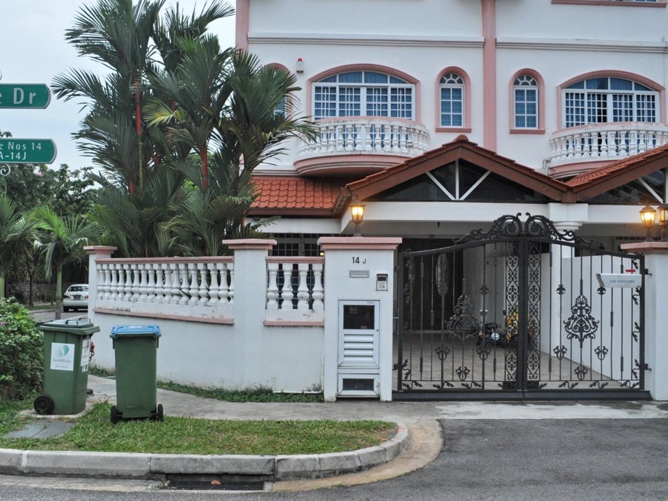 Cuộc sống xa xỉ của giới giàu Singapore - Ảnh 6.