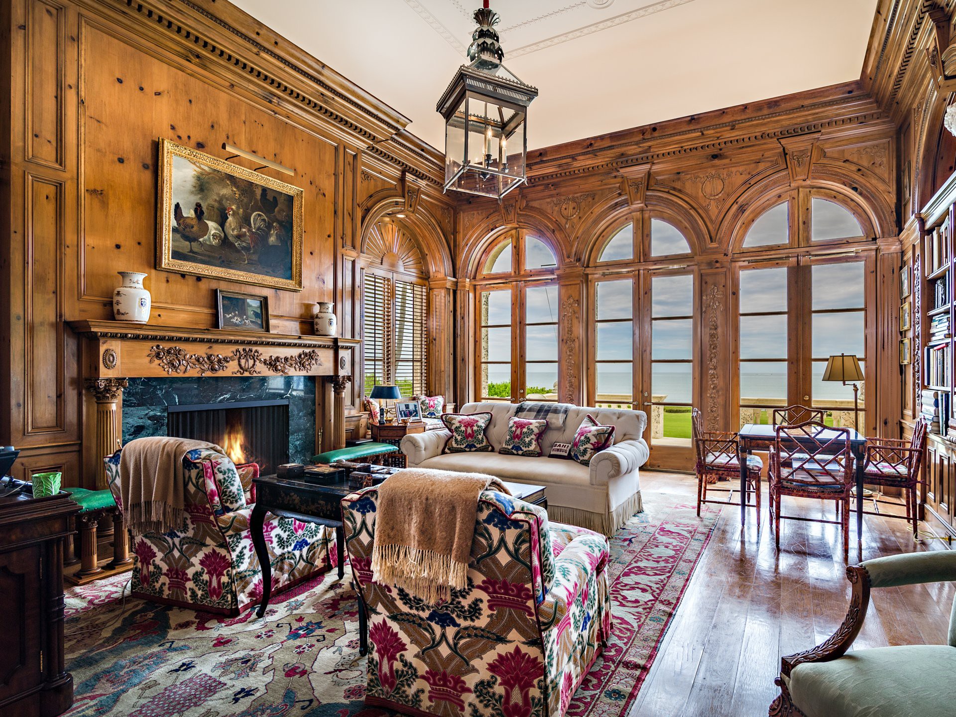 Cận cảnh dinh thự đắt nhất khu bờ biển tỷ phú của Mỹ - Ảnh 11.