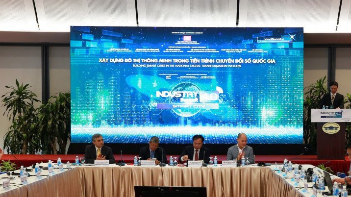 Hội thảo "Xây dựng đô thị thông minh trong tiến trình chuyển đổi số quốc gia" chiều 2/10.