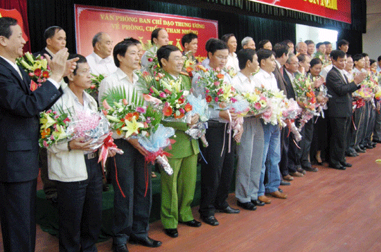 Ủy ban Tư pháp “đòi” địa chỉ chống tham nhũng chưa tốt