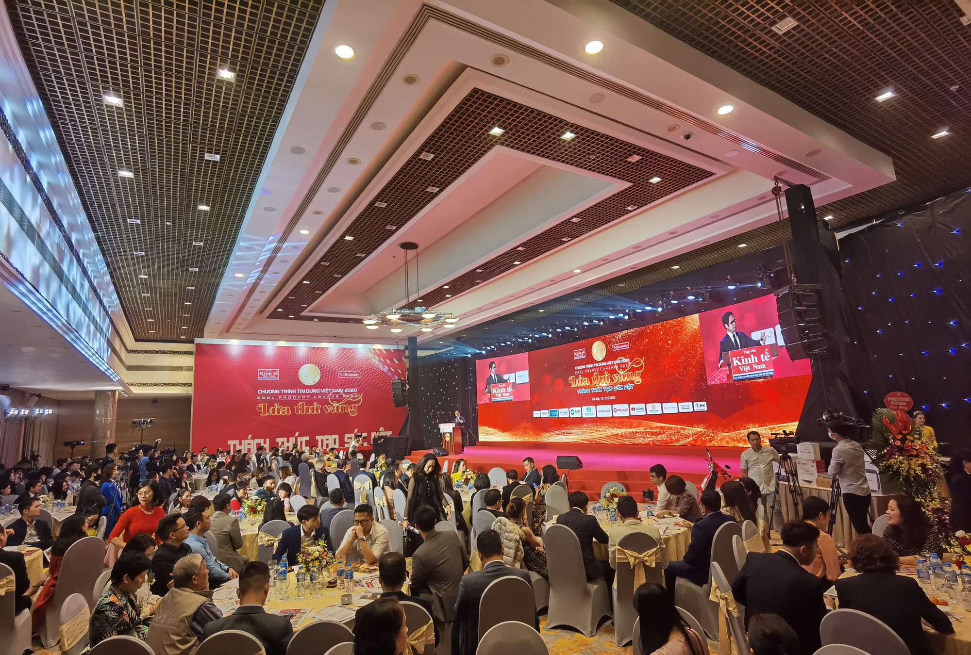 Chương trình có sự tham dự của lãnh đạo Ủy ban Khoa học – công nghệ và Môi trường của Quốc Hội, lãnh đạo Ủy ban TW Mặt trận Tổ quốc Việt Nam, lãnh đạo Phòng Thương mại & Công nghiệp Việt Nam (VCCI), Cục Thương mại điện tử và Kinh tế Số (Bộ Công thương), Cục xuất nhập khẩu, Cục chế biến và phát triển thị trường nông sản (Bộ Nông nghiệp và Phát triển Nông thôn), Liên hiệp Các hội Khoa học kỹ thuật Việt Nam… cùng đại diện các Hiệp hội doanh nghiệp, các chuyên gia kinh tế, và đại diện 200 doanh nghiệp cũng như người tiêu dùng Việt Nam