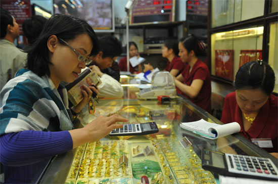 Các doanh nghiệp đầu mối cho biết, hầu như không có khách mua với khối lượng lớn ở mức giá vàng như hiện nay.