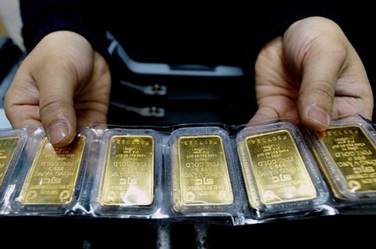 Giao dịch vàng chiều qua và sáng nay diễn ra chậm khi giá vàng liên tục điều chỉnh giảm - Ảnh: Getty..