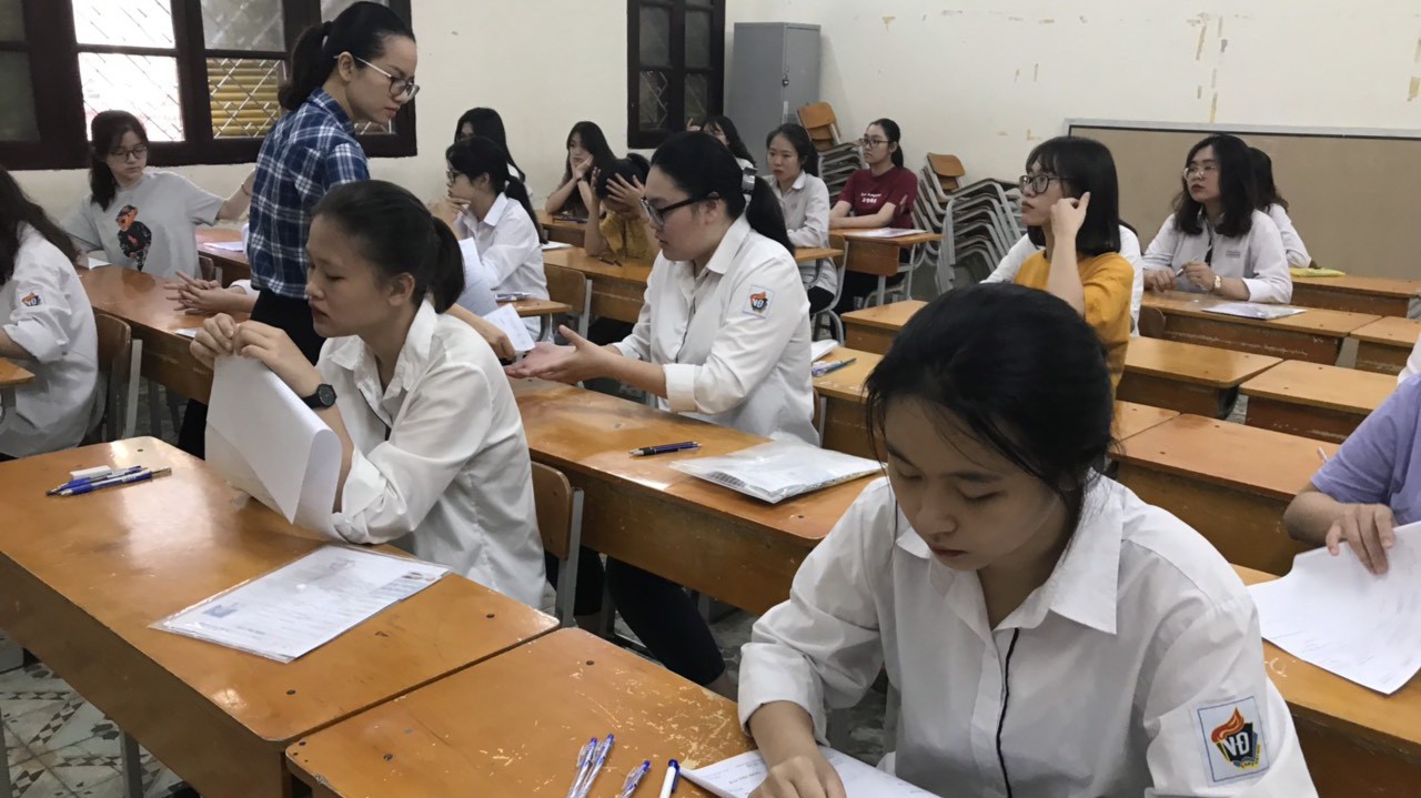 Bộ giáo dục và Đào tạo sẽ lựa chọn thời điểm thích hợp để công bố đáp án thi. 