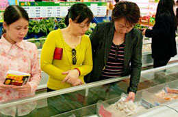 11 tháng đầu năm, tổng mức bán lẻ hàng hóa và dịch vụ tiêu dùng trong nước đã đạt 1.075 nghìn tỷ đồng.