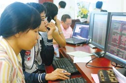 Thị trường chứng khoán Việt Nam đang có sức hấp dẫn cả trung và dài hạn. Ảnh: Lê Toàn.