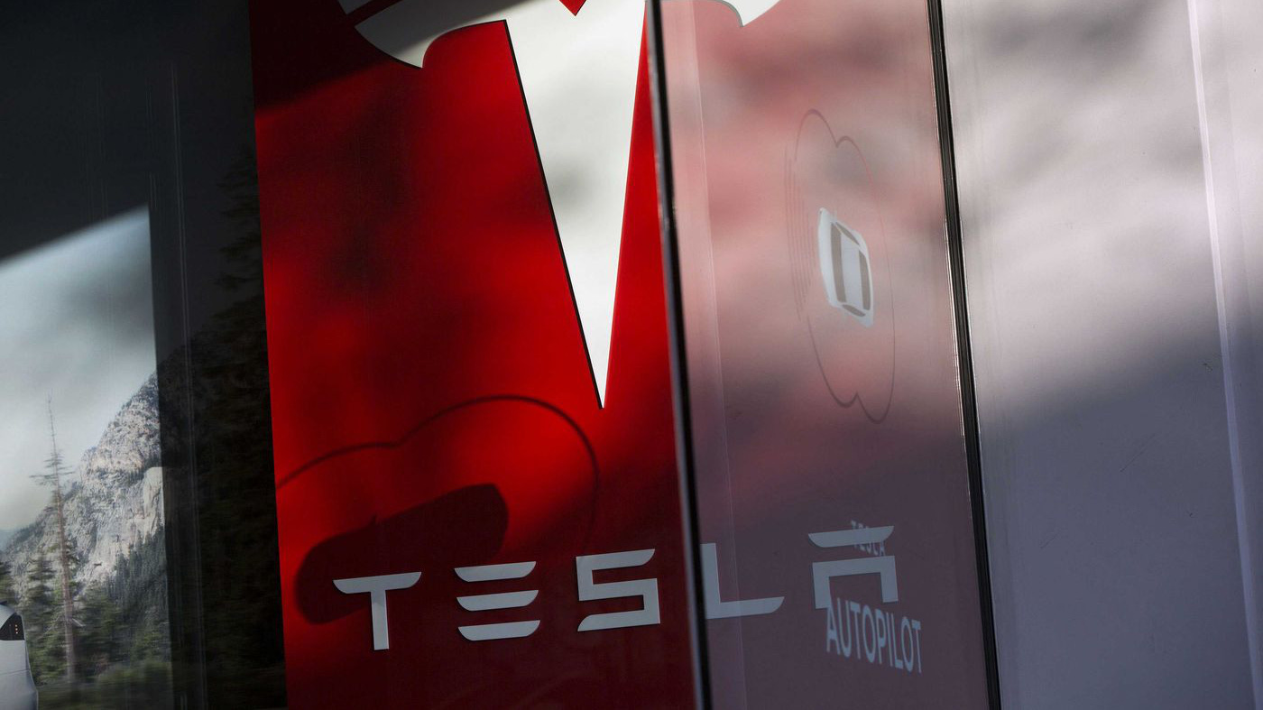 Tesla là cổ phiếu ôtô bị bán khống nhiều nhất thế giới - Ảnh: AP.