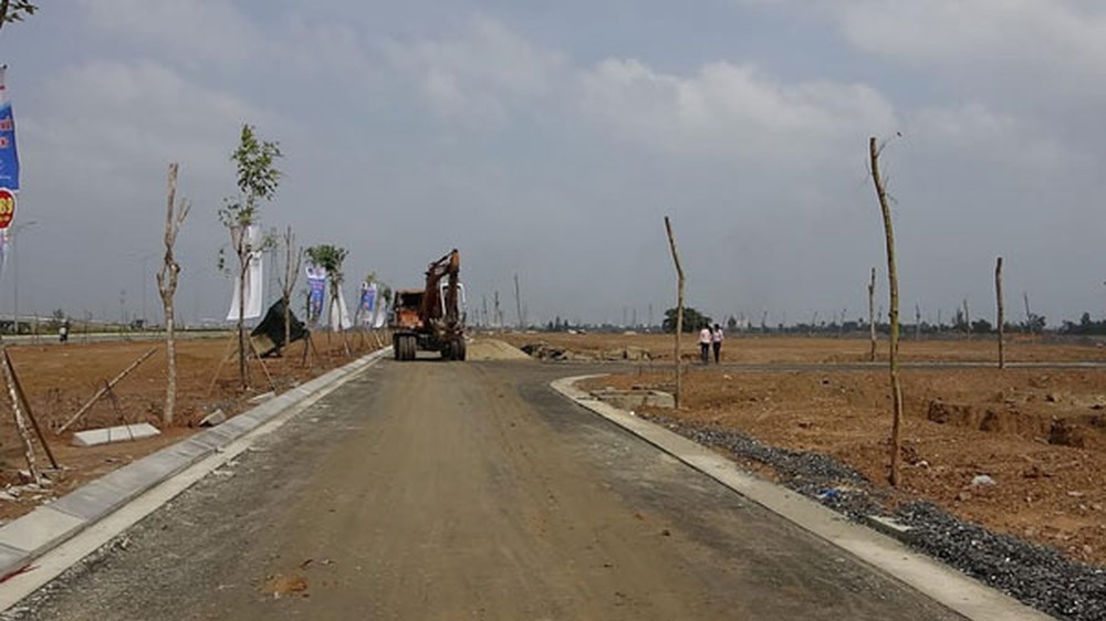 Theo các "cò" đất tại Đà Nẵng, giá đất tại nhiều dự án trước đây chỉ dao động 1,3 đến 1,5 tỷ đồng/lô nhưng sau Tết đã được đẩy thêm khoảng 2 tỷ đồng/lô.