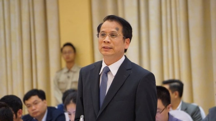 Thứ trưởng Bộ Giáo dục và Đào tạo Phạm Mạnh Hùng: Có 3 nguyên nhân chính dẫn đến việc tăng số lượng ứng viên đạt tiêu chuẩn xét công nhận chức danh GS, PGS trong năm 2017. 