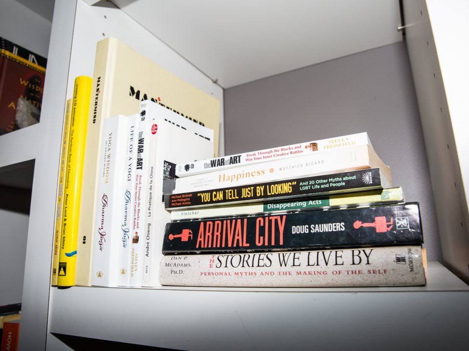 Warren Buffett tiêu khối tài sản gần 90 tỷ USD như thế nào? - Ảnh 12.