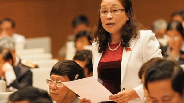 “Thành tích hưởng cá nhân, khuyết điểm dành tập thể”