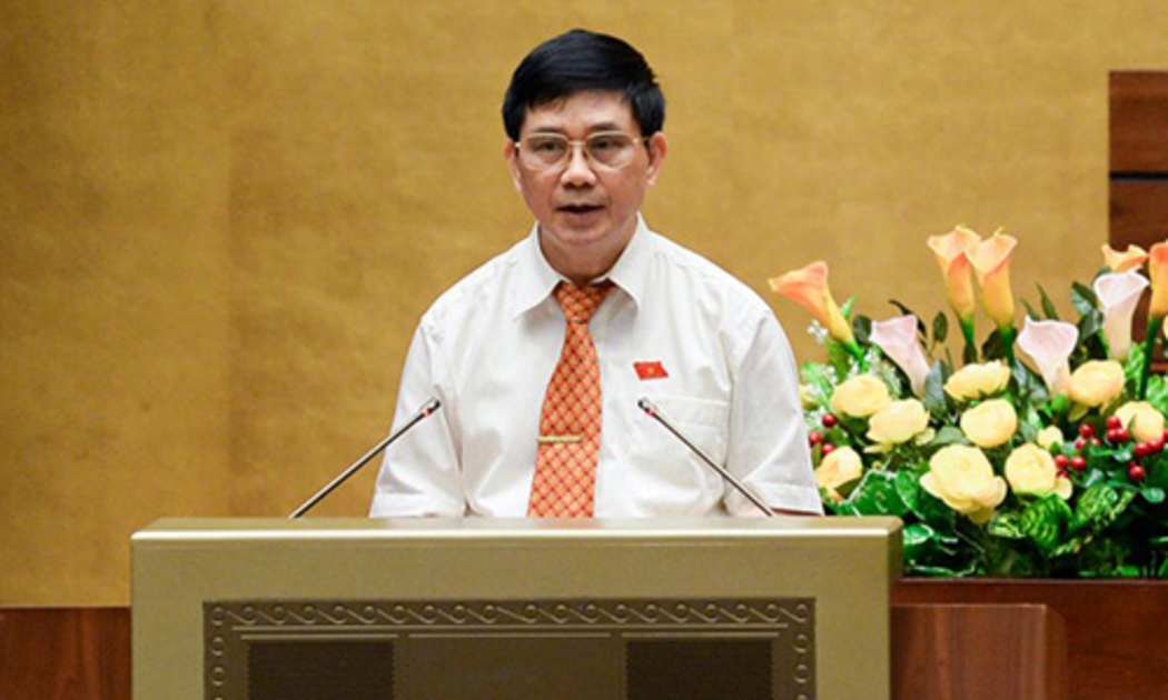 Chủ nhiệm Ủy ban Tư pháp Nguyễn Văn Hiện trình bày báo cáo tiếp thu, giải trình dự án Bộ luật Hình sự (sửa đổi).<br>