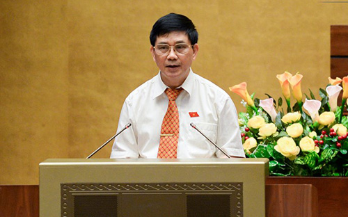 Chủ nhiệm Ủy ban Tư pháp Nguyễn Văn Hiện trình bày báo cáo tiếp thu, giải trình dự án Bộ luật Hình sự (sửa đổi).<br>