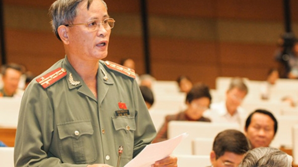 Đại biểu lo tội phạm tham nhũng được quyền im lặng