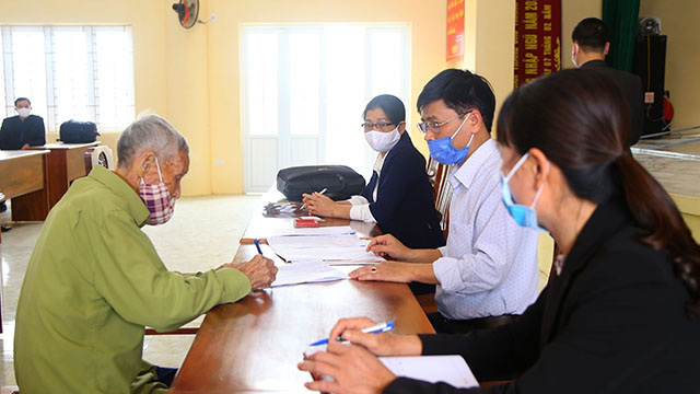 Nghị quyết 154/NQ-CP cũng sửa đổi nội dung hỗ trợ tạm dừng đóng quỹ hưu trí, tử tuất.